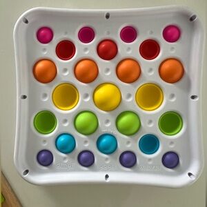 FatBrain Colorful Pops Toy